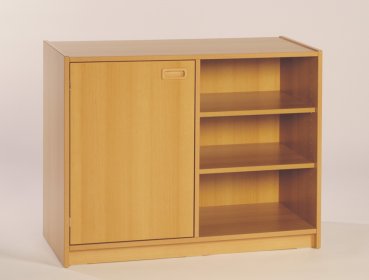 Kindergarten Schrank mit Tür