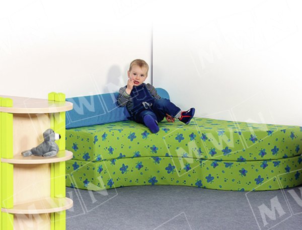 Das Bett-Sofa für Krippe, Kita und Kindergarten