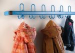 Sicherheits-Hakenleiste für Garderrobe für Kindergarten und Schulen